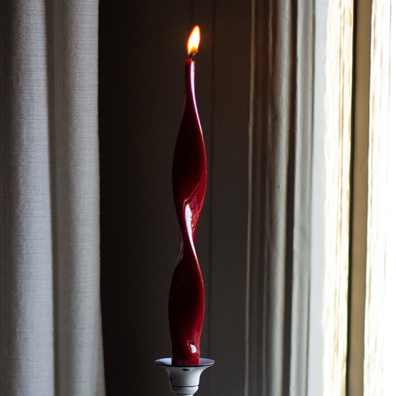 Mariella-Picota-cherryred-30cm-snurrljus-miljöbild