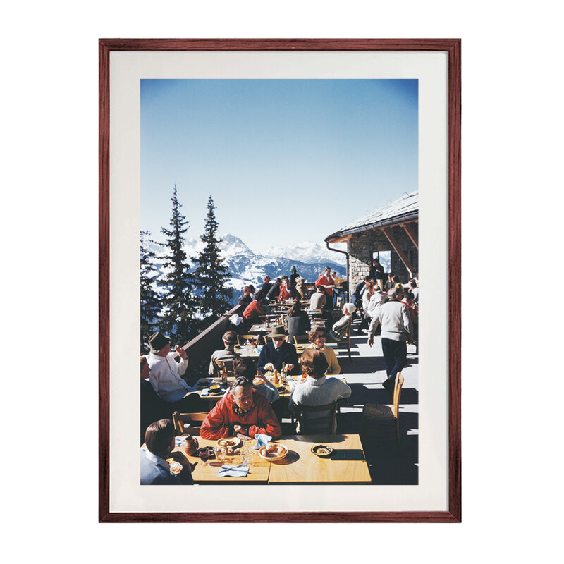 mariella-fotokonst-slim-aarons-dining-in-gstaad-frame