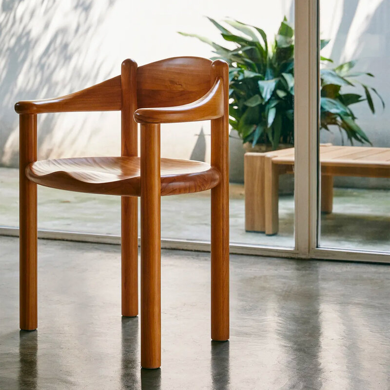 mariella-gubi-chair-wood-produktbild-