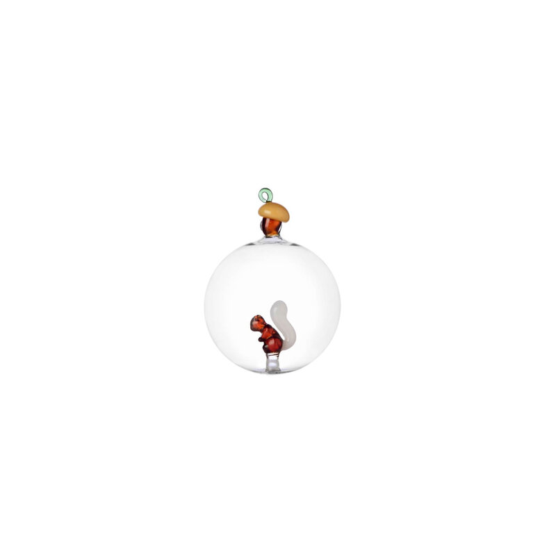 mariella-ischendorf-Christmas-ball-squirrel-inside-1