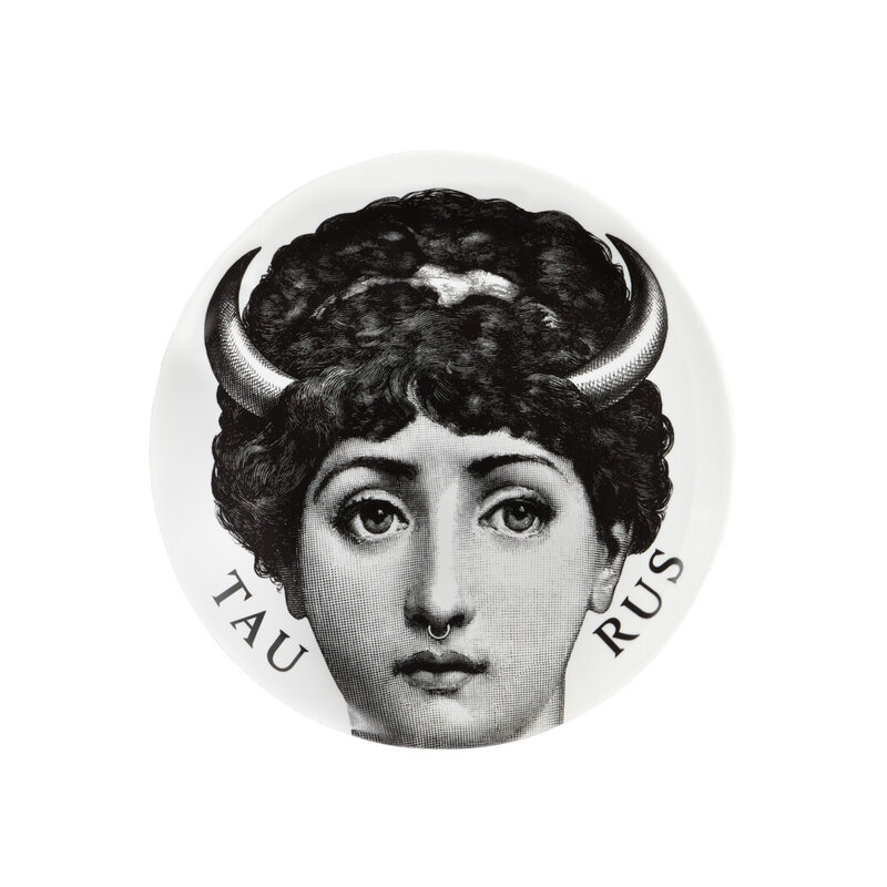 mariella-wallp-plate-taurus-fornasetti-1