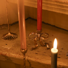 Mariella-candle-holder-ribbon-miljöbild