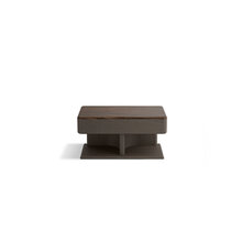 Mariella-molteni-sängbord-bord-tibeau-produktbild-framifrån