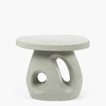 Mariella-serax-sidobord-10-grey-amé-produktbild-1