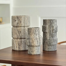 Mariella-silver-travertine-miljöbild