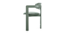 mariella-G-R-green-chair-produktbild-sidan-
