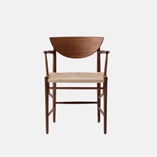 mariella-and-tradition-drawn-chair-hm4-walnut-valnot-framsida
