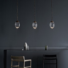 mariella-belysning.-ochre-chandelier-ochre-3-miljobild2