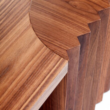 mariella-collector-close-up-CARAVEL-LOW-TABLE-walnut-