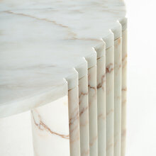 mariella-collector-interiors-close-up-marble-low-table-charlöotte-