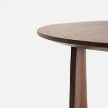 mariella-ethnicraft-geometric-side-table-teak-sidobord-detaljbild