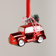 mariella-julkula-xmas-car-and-xmas-tree-miljobild
