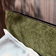 mariella-molteni-bed-ribbon-bed-close-up-1