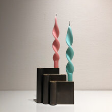 mariella-twist-candle-28cm-and-tradition-bubblegum-pink-turquoise-miljobld