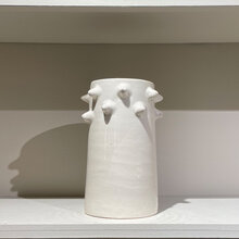 mariella-vit-keramik-vas-produktbild-single-