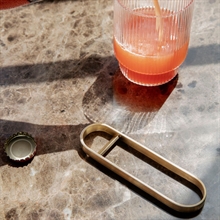 mariella_fermliving_fein_bottleopener_miljo