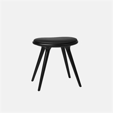 mariella_mater_low_stool_black_stained_beech
